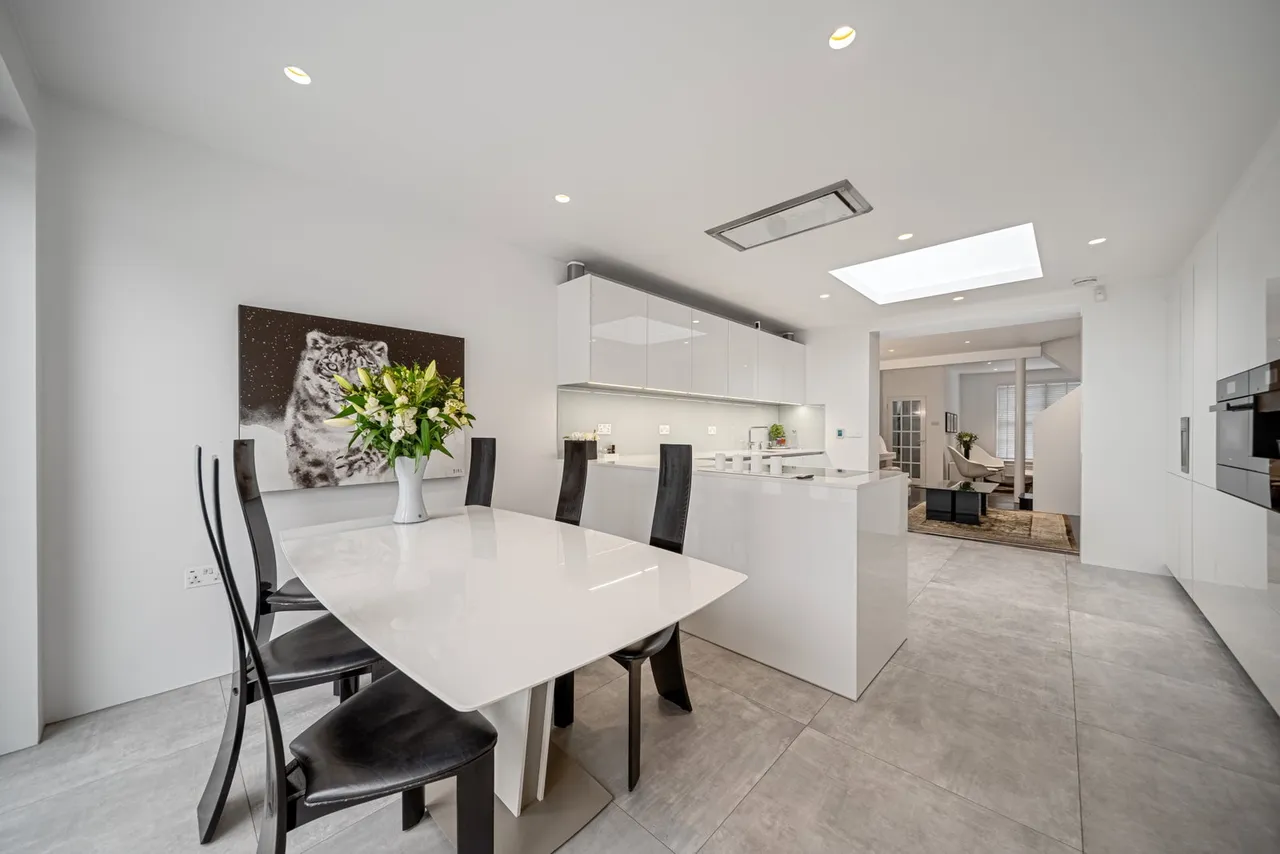 Medfield Street, London, SW15, photo 11