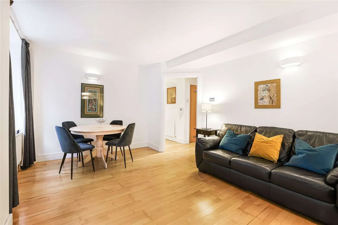 Vincent Square, Silvertown House, Westminster, London, SW1P 2PQ, photo 3
