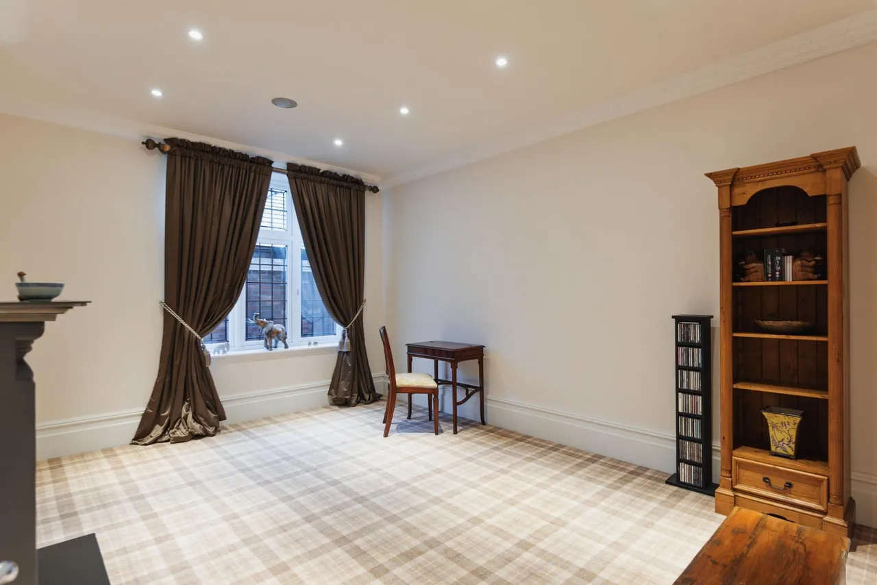 Lulworth Road, Southport, PR8, photo 12