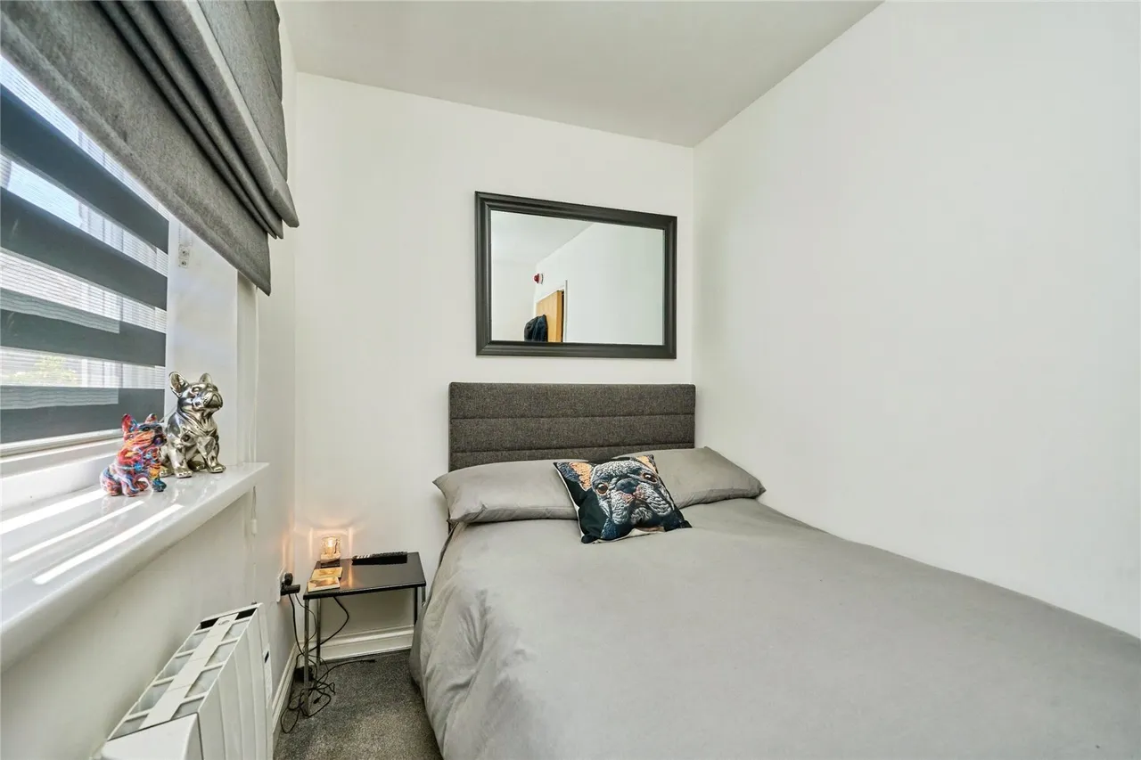 Robin Hood Street, Newport, PO30, photo 13