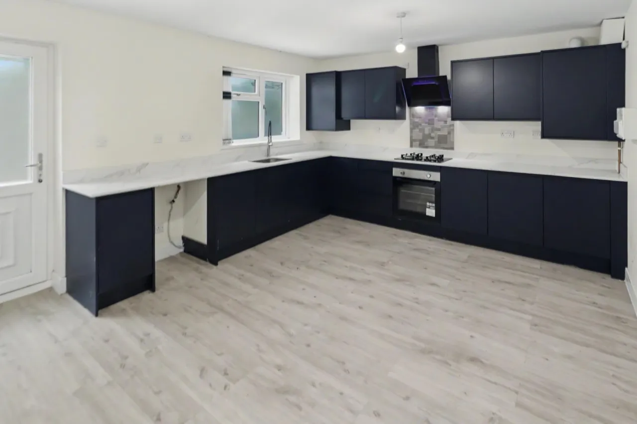 Boscobel Close, Telford, photo 2