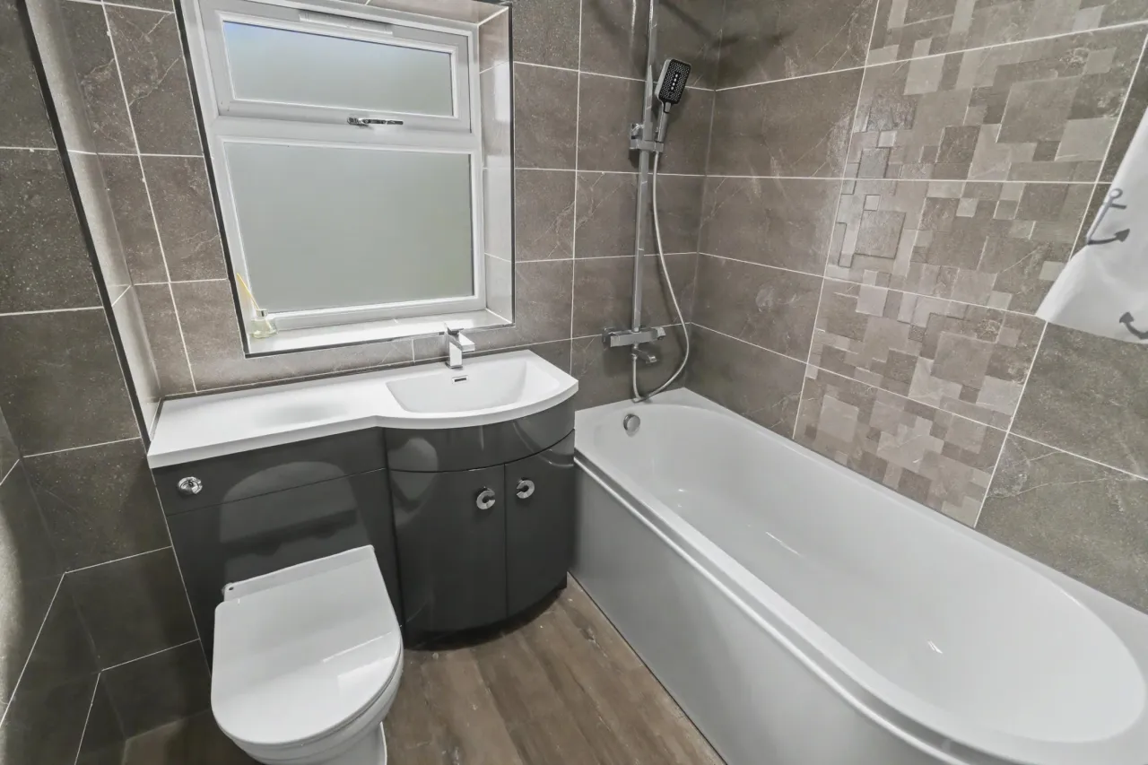 Boscobel Close, Telford, photo 9