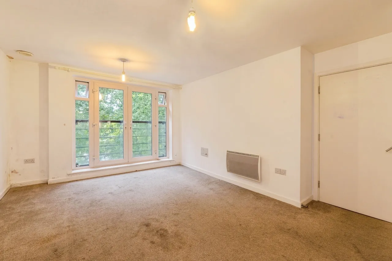 Southernhay Close, Basildon, SS14, photo 3