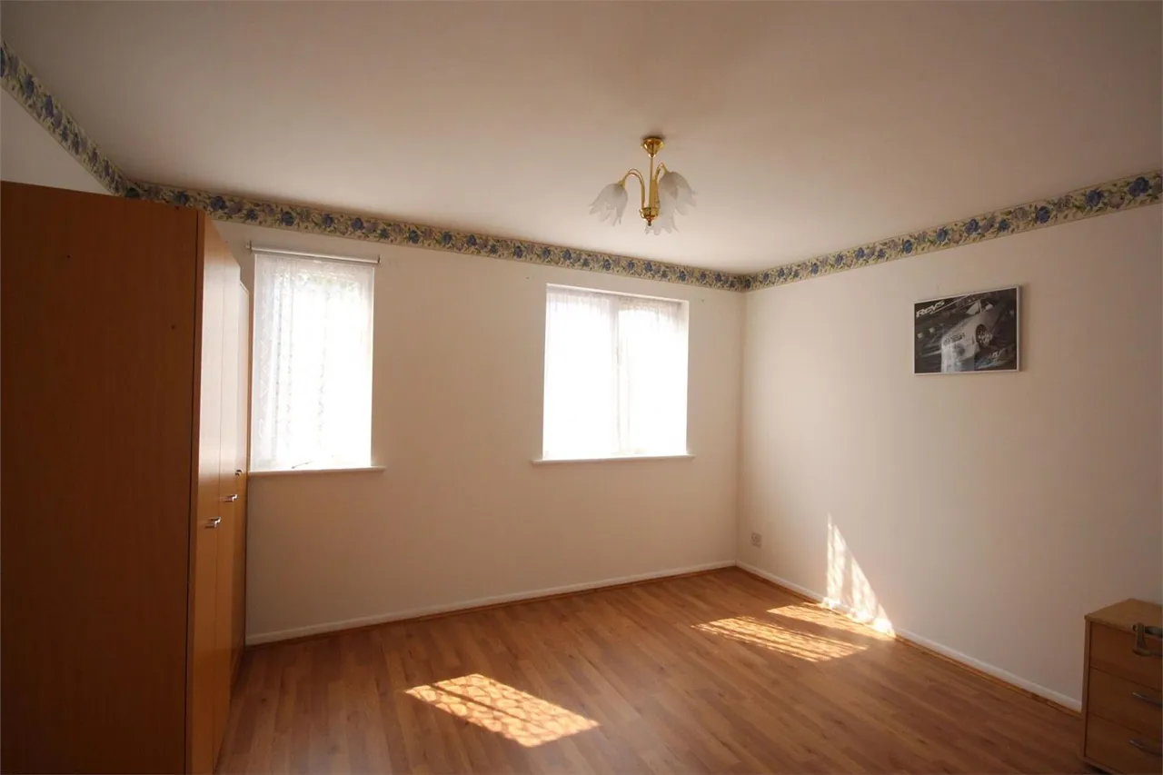 Pempath Place, Wembley, photo 5