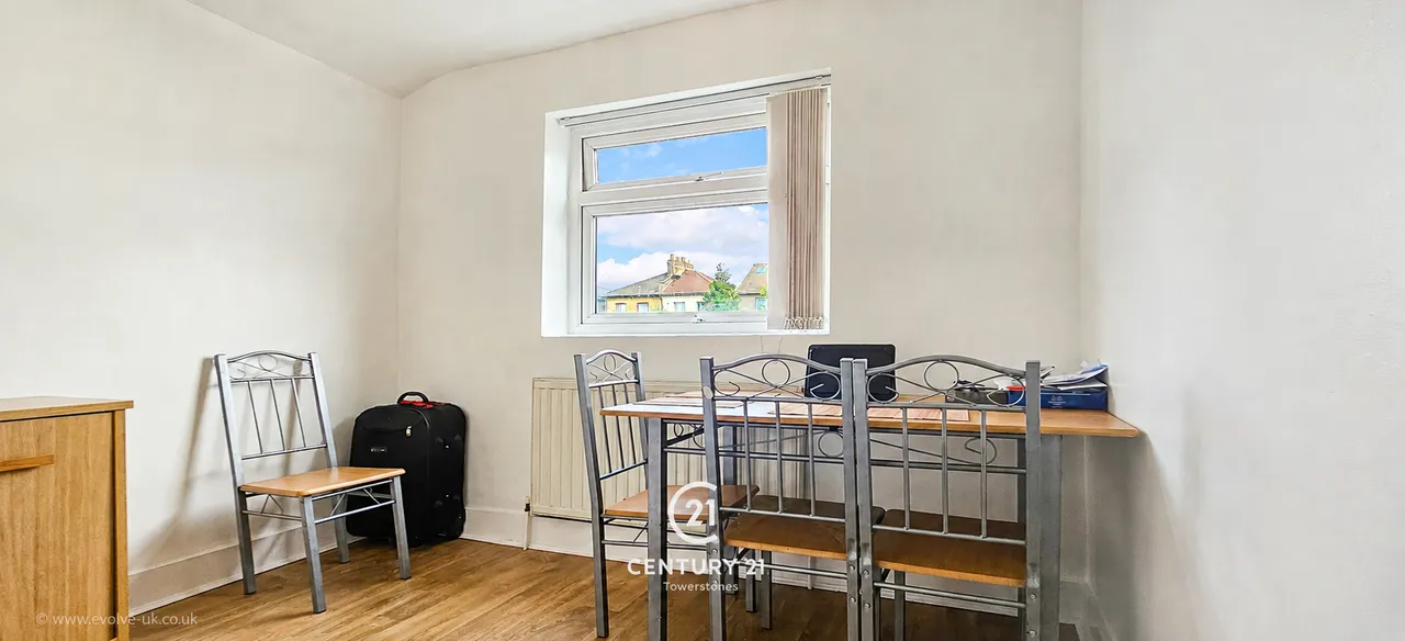 Keogh Road, London, E15, photo 6