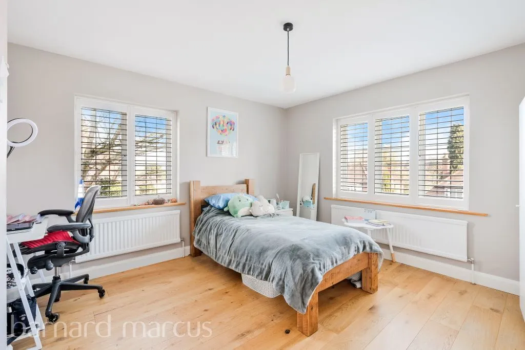 Sondes Place Drive, Dorking, RH4, photo 11