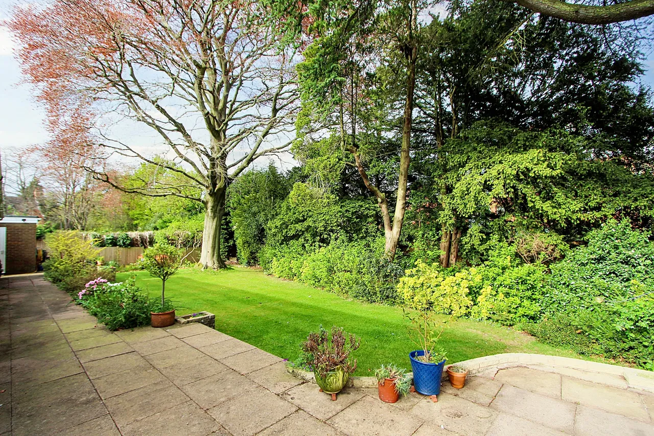 Hampton Drive, Sutton Coldfield, Sutton Coldfield, B74 2SQ, photo 2
