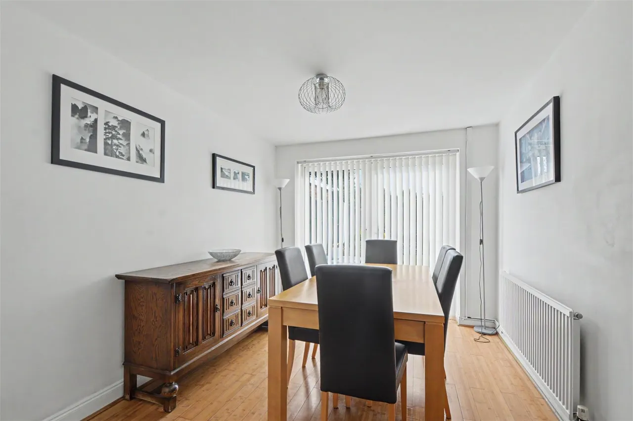 Hogarth Close, Stapleford, NG9, photo 5