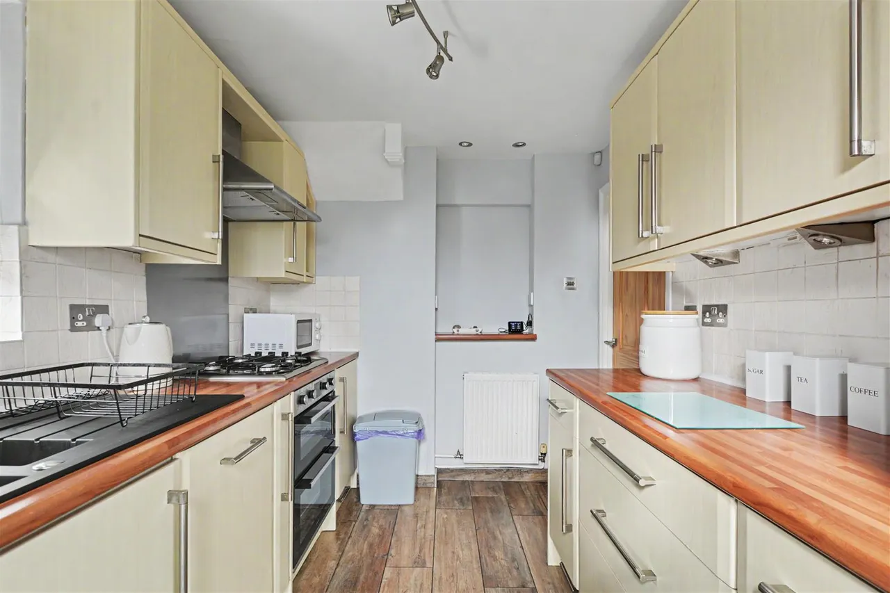 Hogarth Close, Stapleford, NG9, photo 8