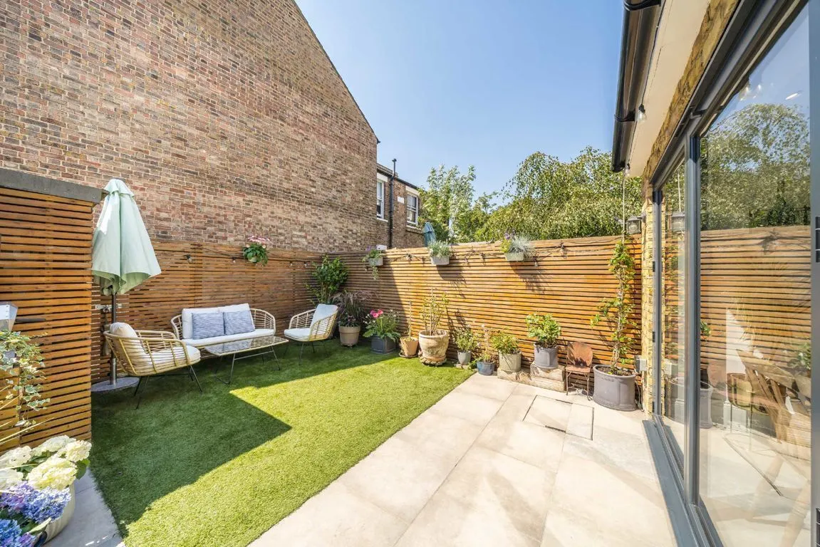 Corsehill Street, SW16, photo 8