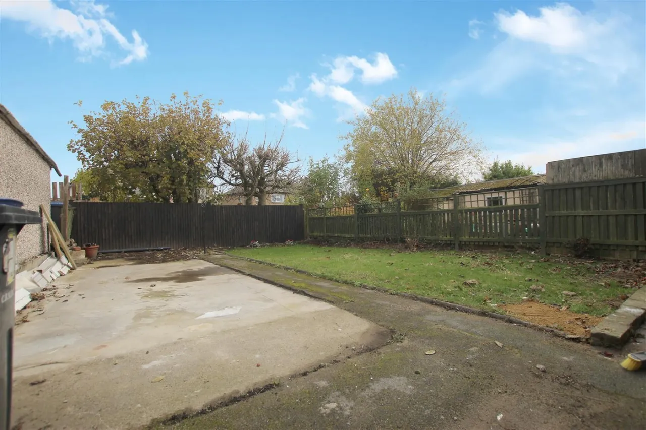 Grange Road, Eldwick, BD16, photo 15
