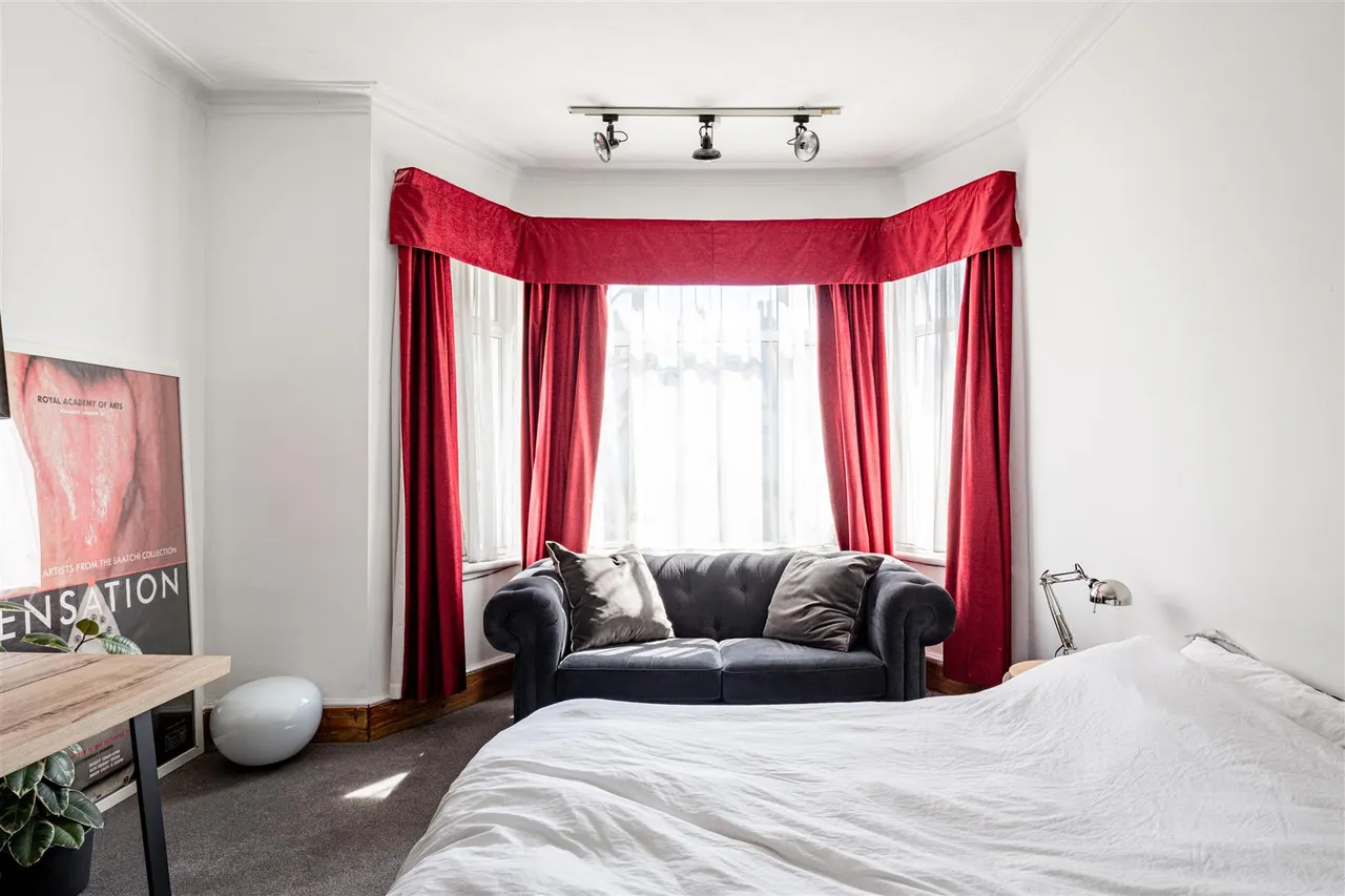 Aldbourne Road, London, W12, photo 4