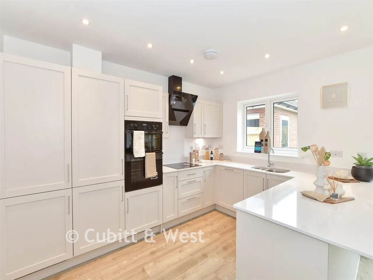 Wittering Place, West Wittering, PO20, photo 3