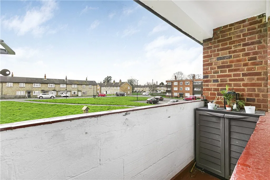 Field Lane, Brentford, TW8, photo 16