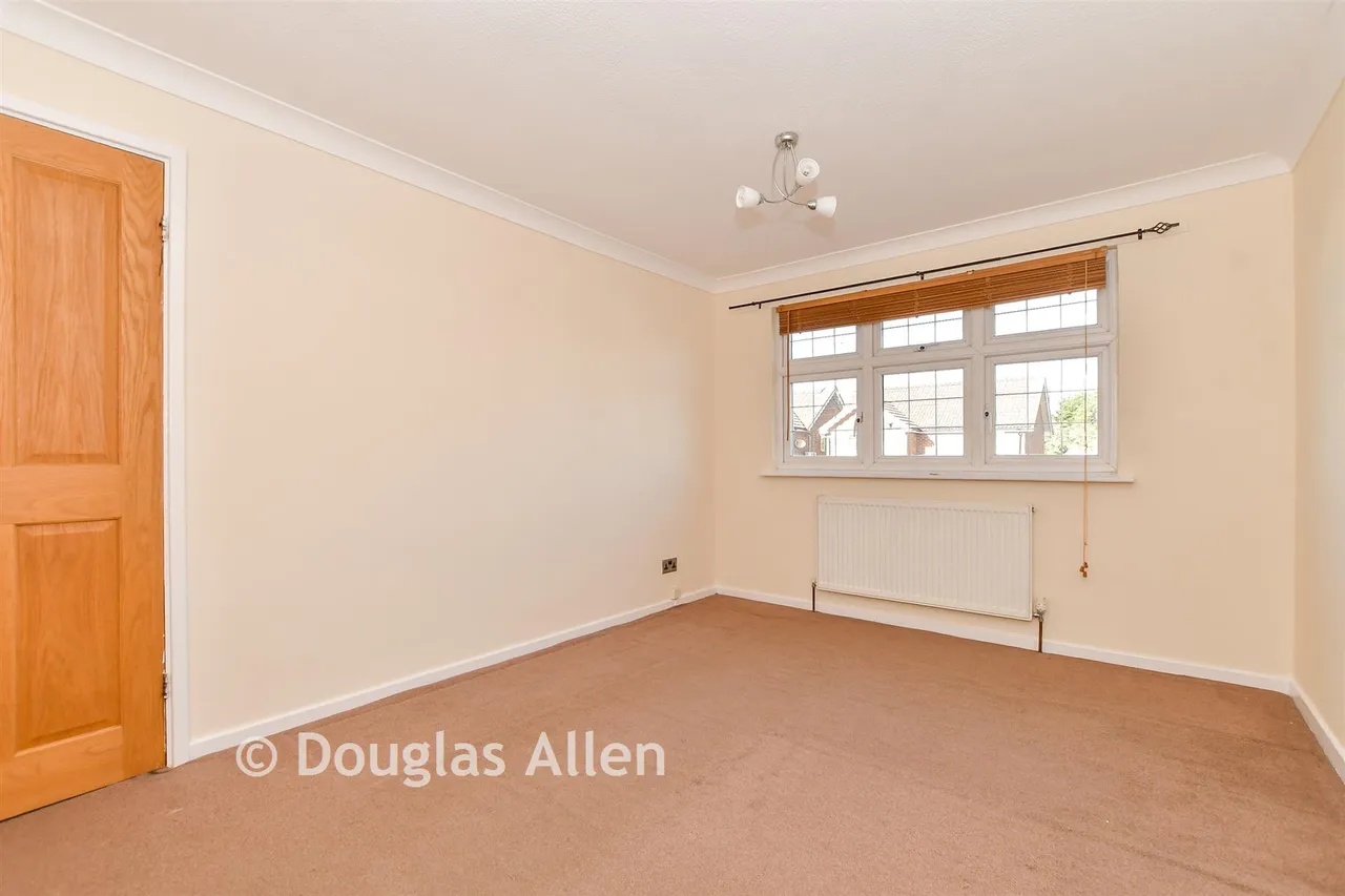 Beauchamps Drive, Wickford, SS11, photo 7