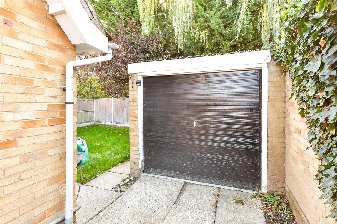 Beauchamps Drive, Wickford, SS11, photo 12