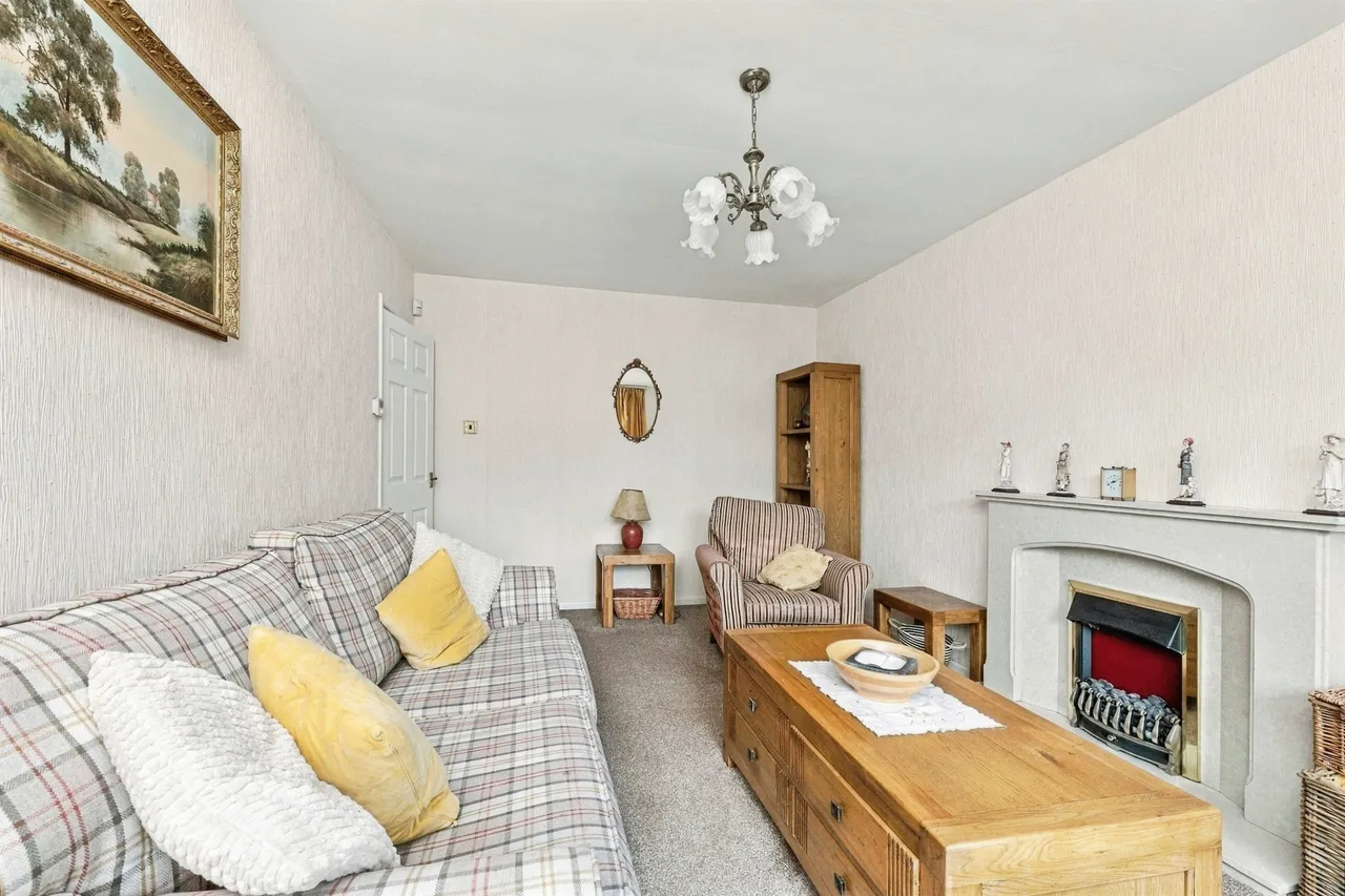Markfield Drive, Low Moor, BD12, photo 5