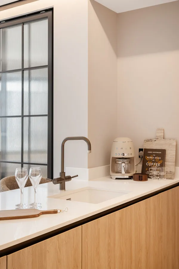 Hewett Street, London, EC2A, photo 4