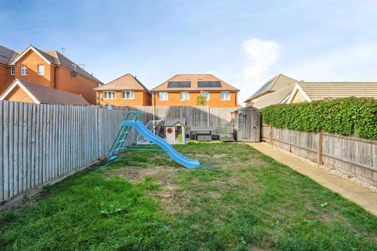 Wilson Close, Weldon, DA10, photo 19