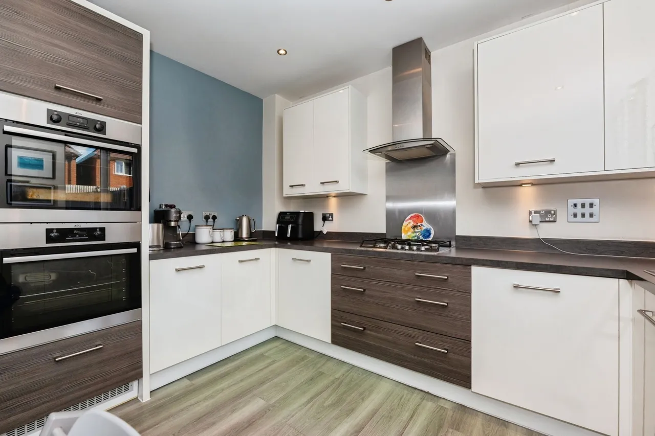 Wilson Close, Weldon, DA10, photo 6
