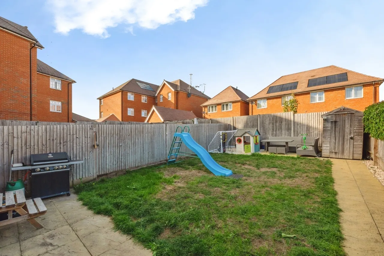 Wilson Close, Weldon, DA10, photo 18
