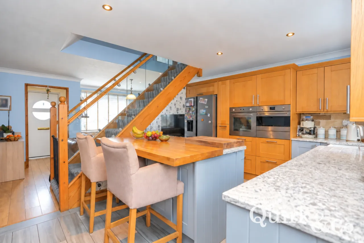 Church Road, Basildon, SS15, photo 4