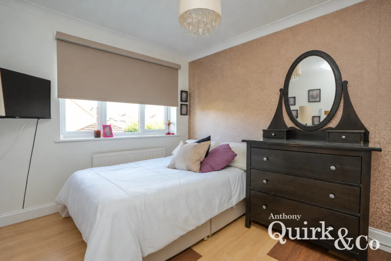 Church Road, Basildon, SS15, photo 13
