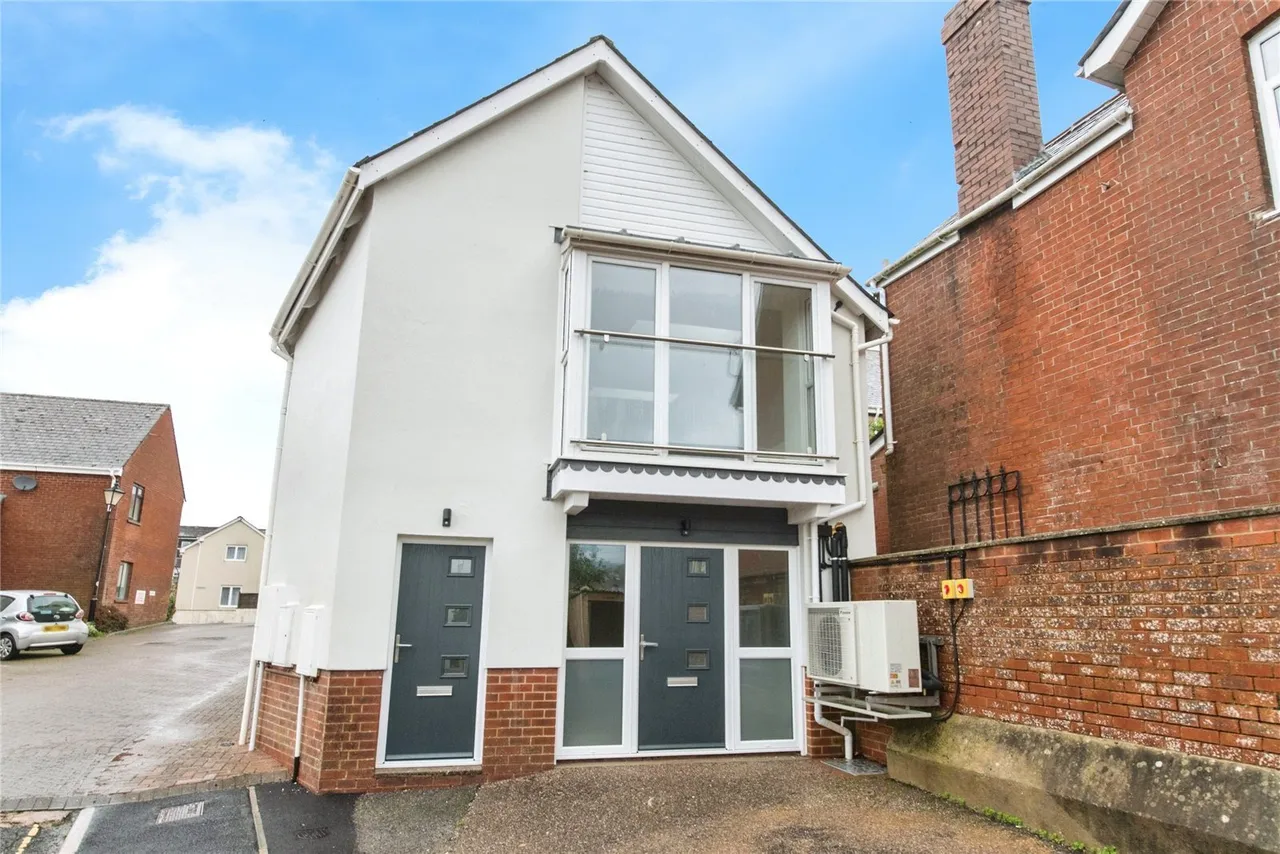 Kerslakes Court, Honiton, EX14, photo 15
