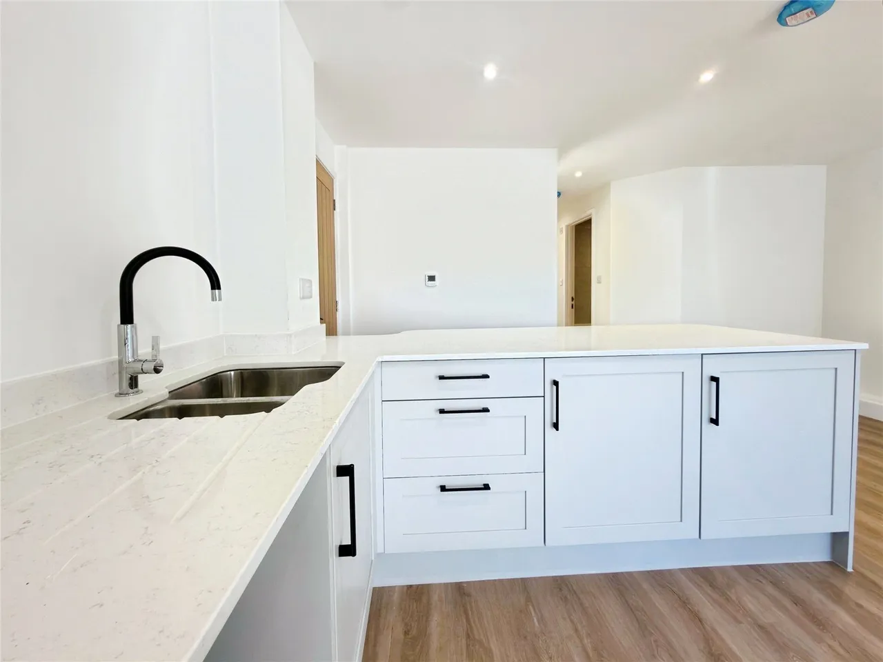 Kerslakes Court, Honiton, EX14, photo 5