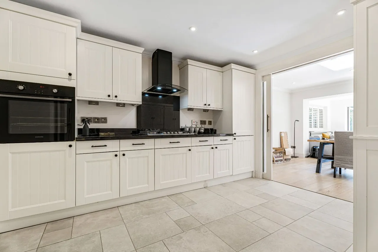 West Heath Gardens, Hampstead, NW3, photo 47