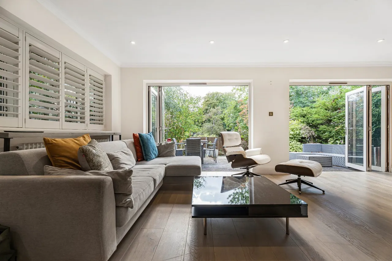 West Heath Gardens, Hampstead, NW3, photo 42