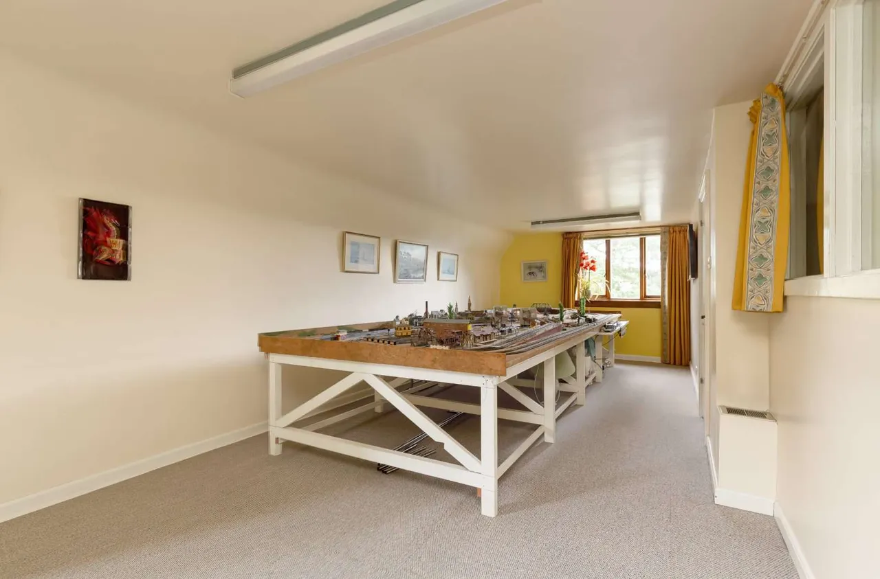 Castlelaw Road, Colinton, EH13, photo 23