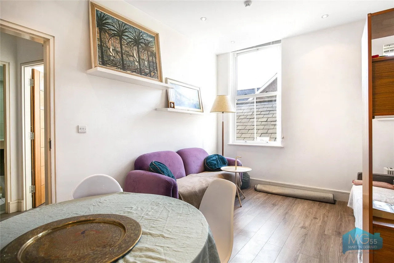 Church Lane, East Finchley, N2, photo 6