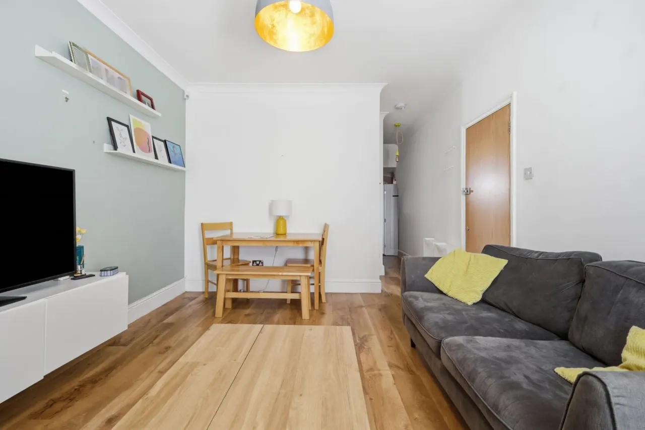 Buckland Road, Leyton, E10, photo 4