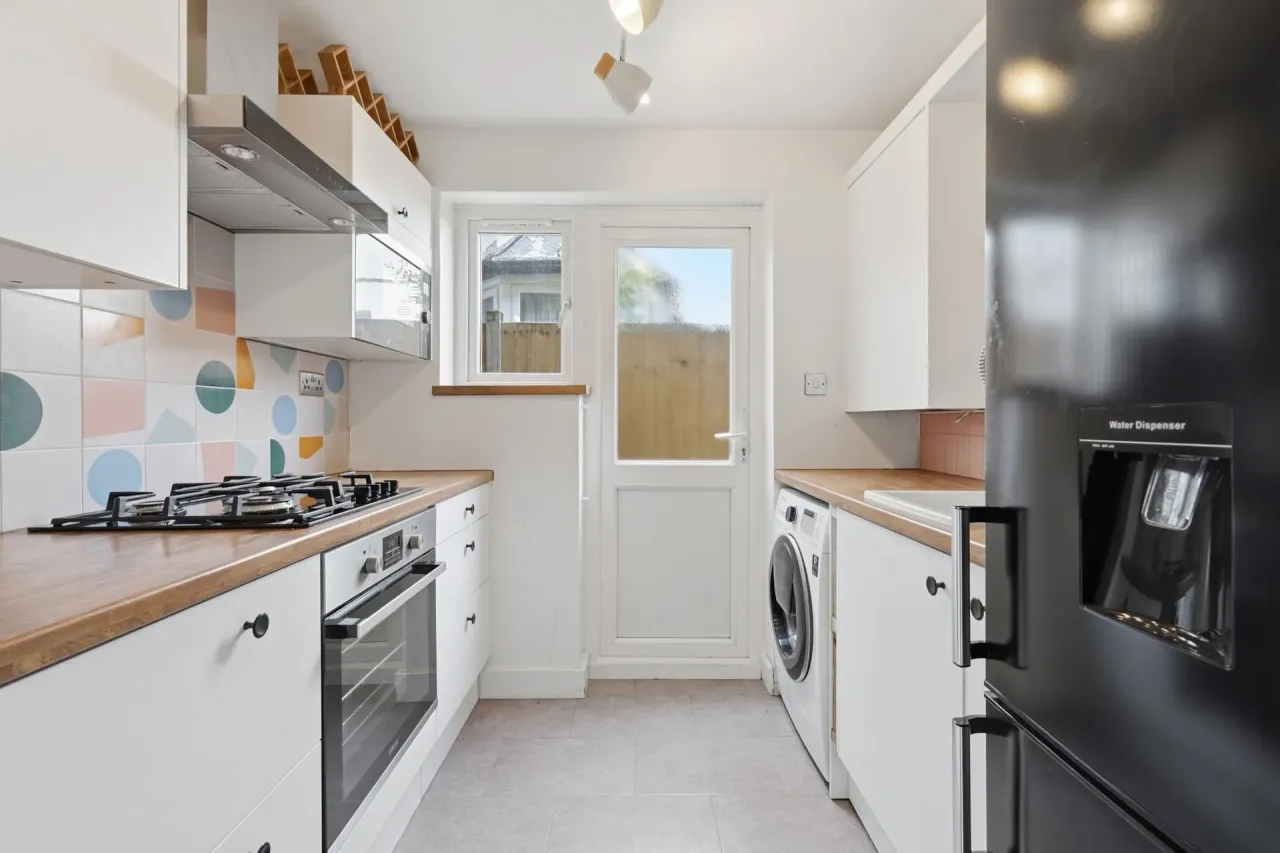 Buckland Road, Leyton, E10, photo 10