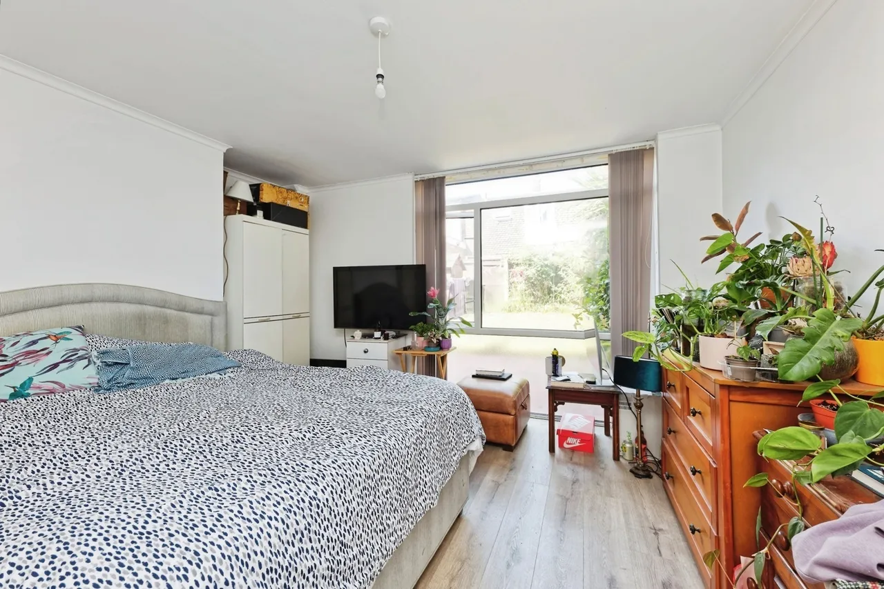 Alfred Close, Canterbury, Kent, CT1, photo 2
