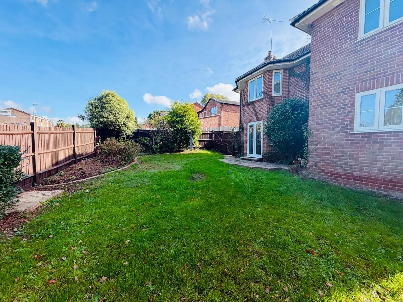 Tottehale Close, North Baddesley, SO52, photo 26