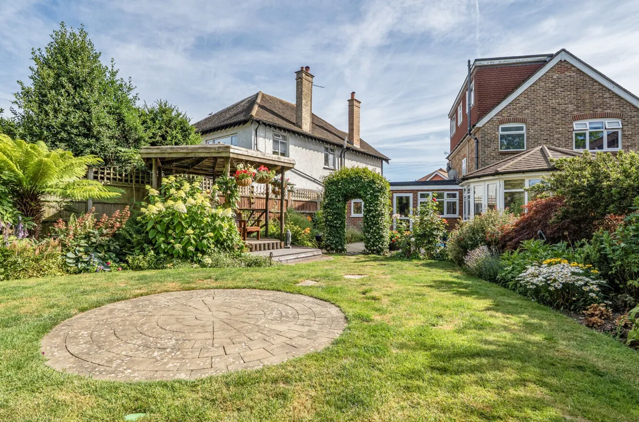 4 bed property for sale, Marshall Avenue, Bognor Regis, PO21