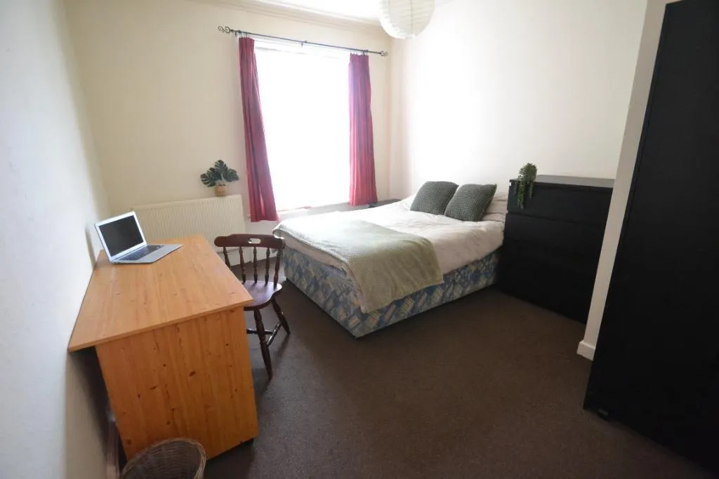 Henry Road, West Bridgford, NG2, photo 5