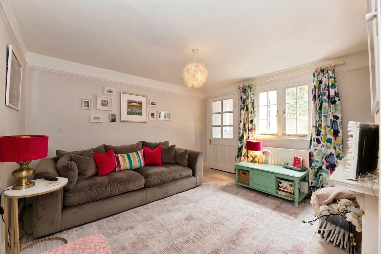 Lower Road, Little Bookham, KT23, photo 8