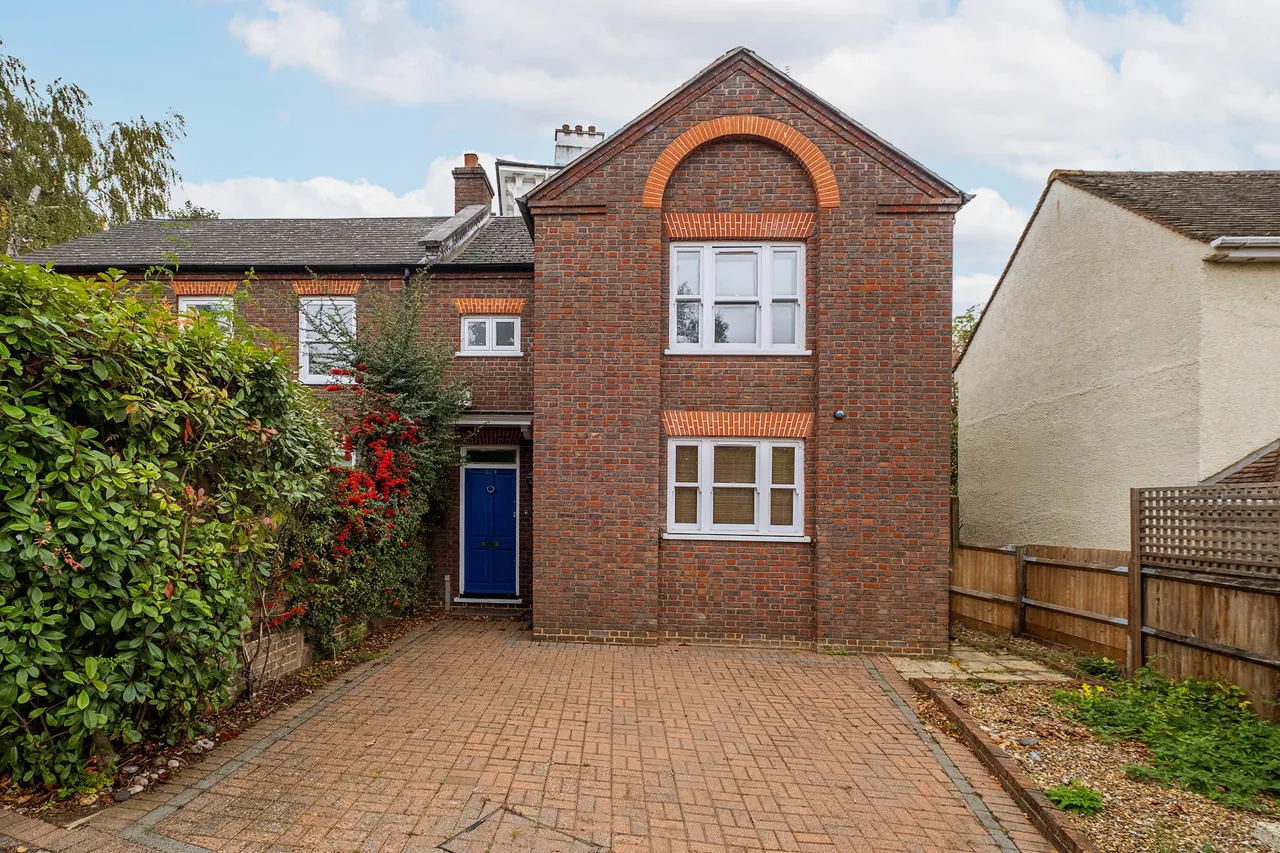 3 bed house for sale — Somerset Road, London, SW19