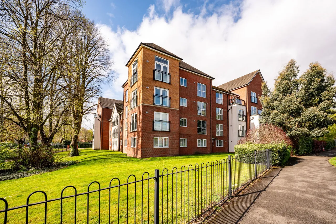2 bed flat for sale, Springmeadow Road, Birmingham, B15
