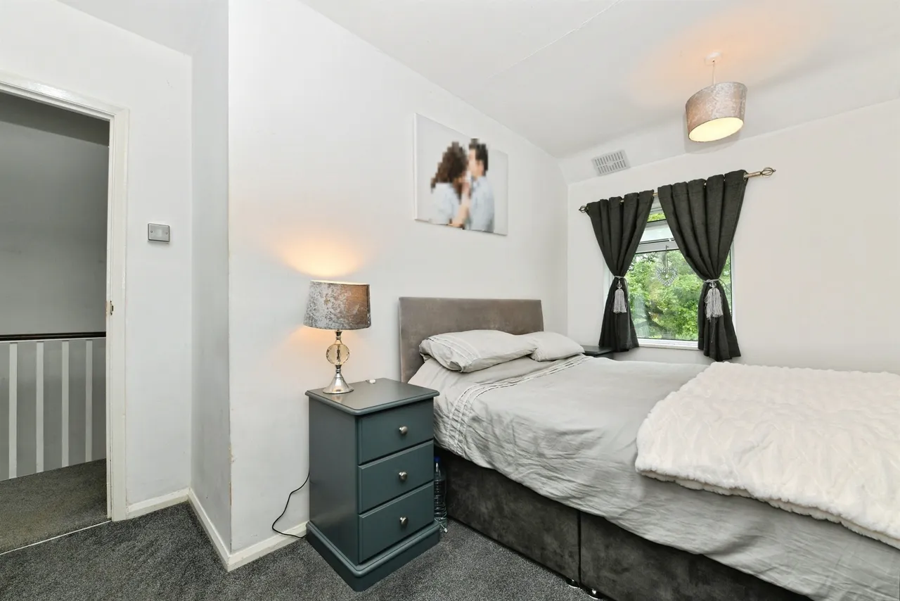Sealey Crescent, Wells, BA5, photo 11