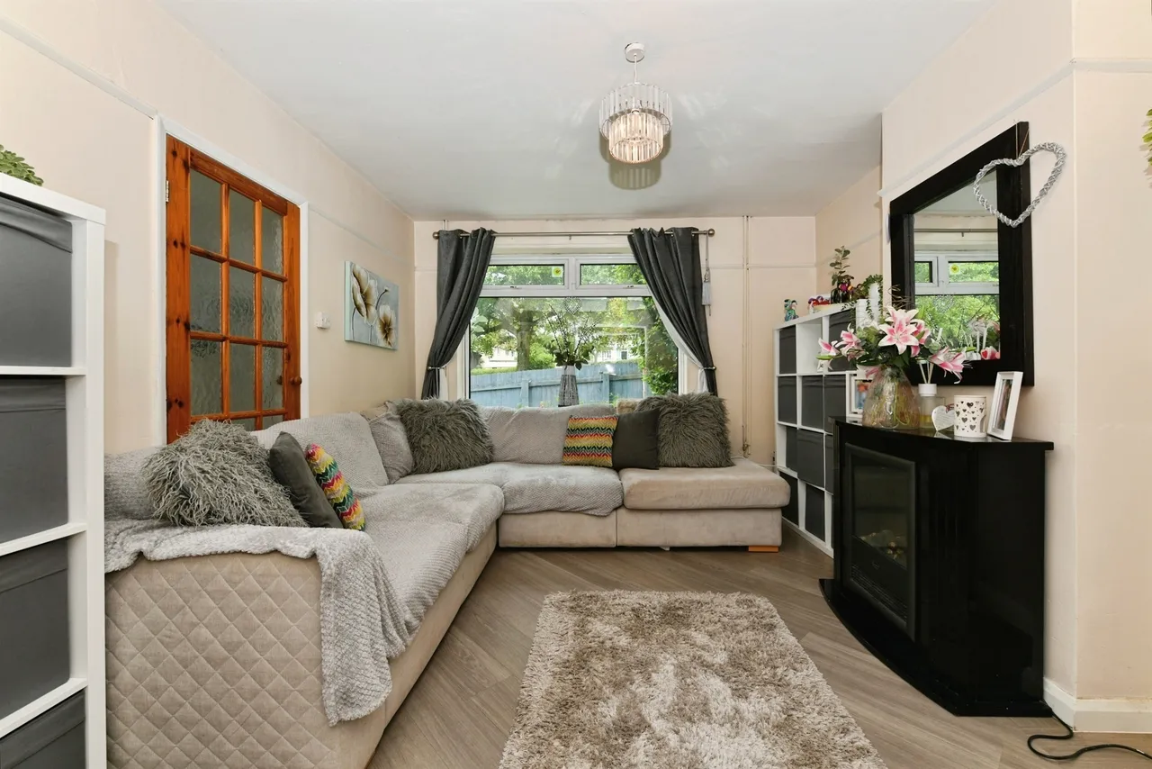 Sealey Crescent, Wells, BA5, photo 4