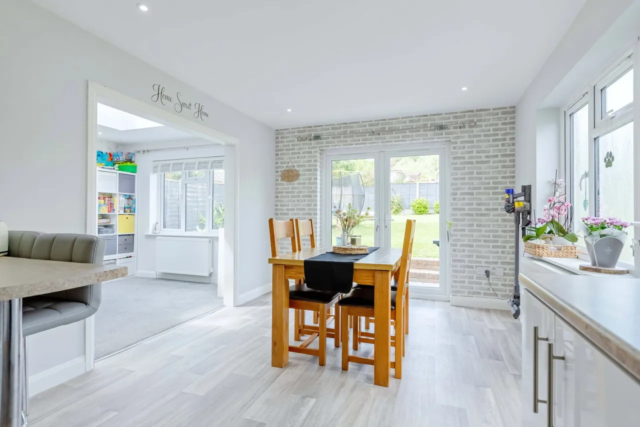Vale Avenue, Findon Valley, Worthing, BN14, photo 11