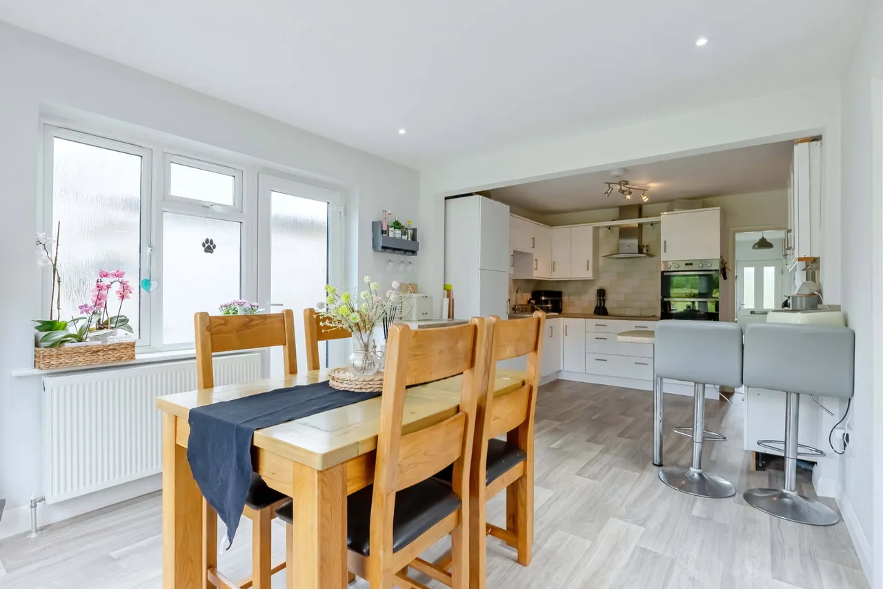 Vale Avenue, Findon Valley, Worthing, BN14, photo 9