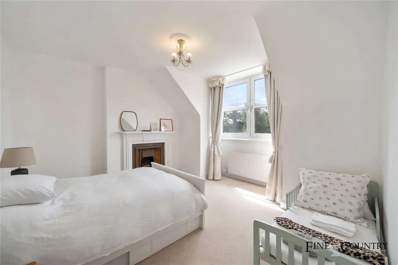 Dartmouth Road, London, photo 11