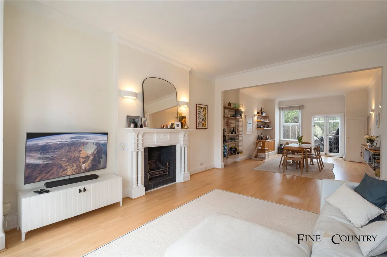 Dartmouth Road, London, photo 4
