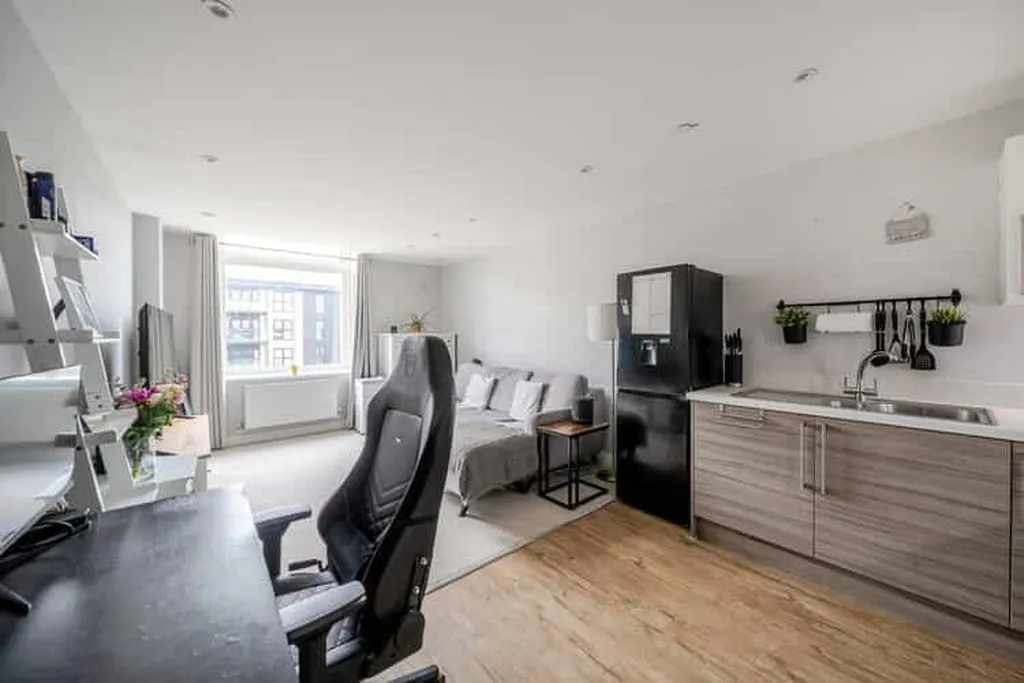 Bessemer Road, Welwyn Garden City AL7 1GS, photo 4