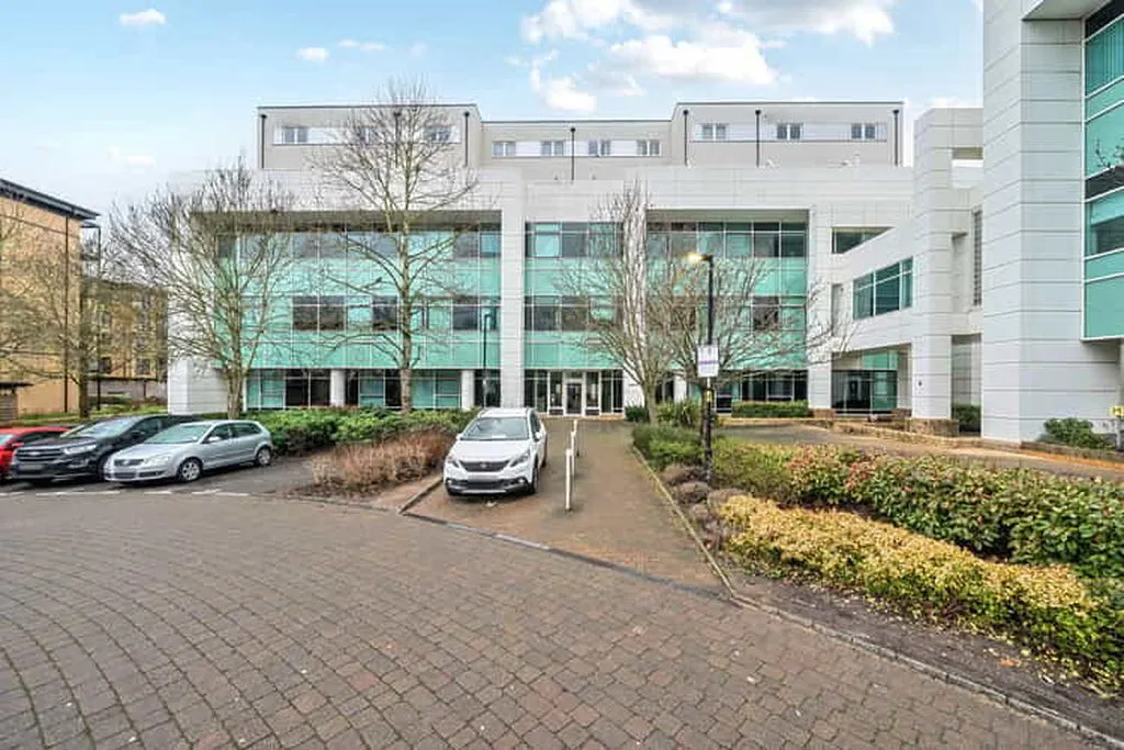 Bessemer Road, Welwyn Garden City AL7 1GS, photo 12